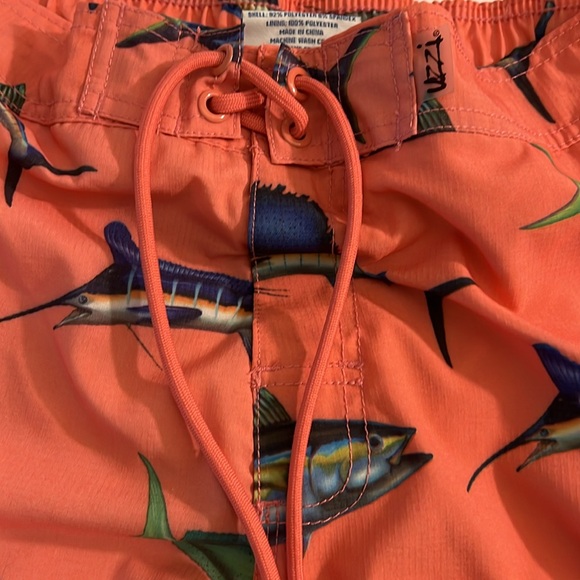 UZZI Men’s Swim Trunks in Coral & multi color swordfish Men’s Sz Lg. Swim Trunks - Picture 9 of 9